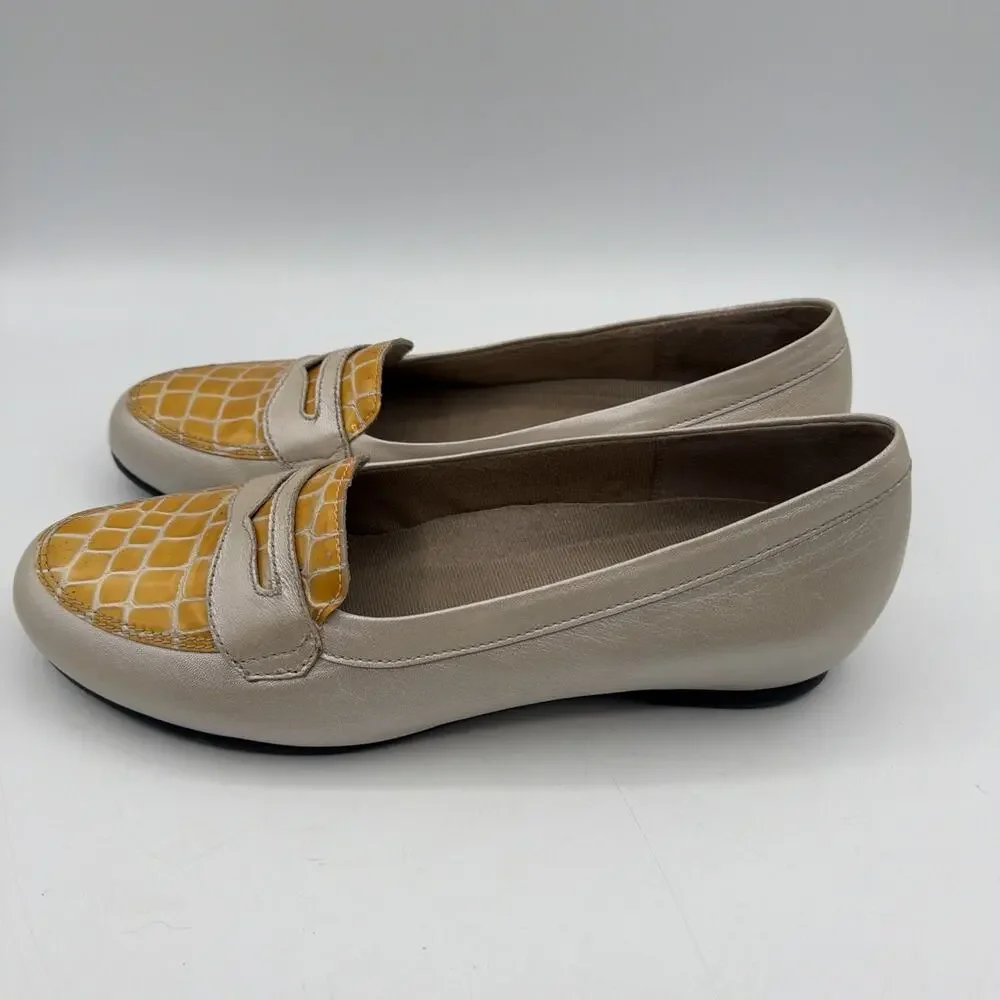 MUNRO Carrie Pearl Leather Yellow Embossed Vamp Loafers Womens Size 9